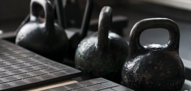 Comment agrandir son penis avec des poids?